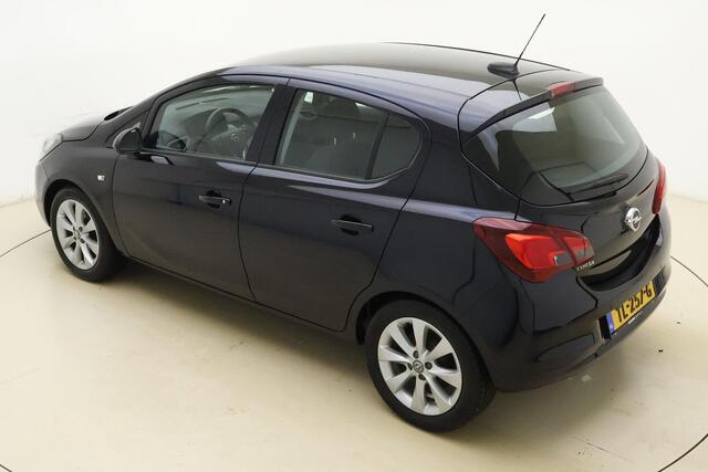 Opel CORSA 1.4 Favourite | Navigatie | Parkeersensoren | Lichtmetalen velgen | 5 Deuren | Cruise control | DAB Radio | Mistlampen voor