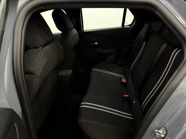 Opel CORSA 1.2 Turbo GS Camera, Half leder, Apple carplay, Cruise control, Rijstrook correctie, A start stop, Lichtmetalen velgen, 1 jaar garantie