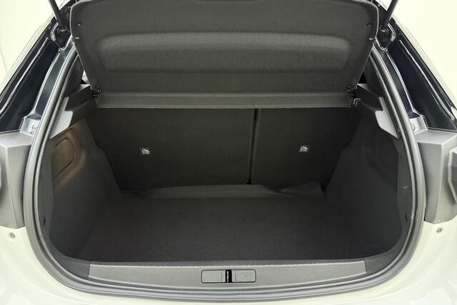 Opel CORSA 1.2 GS Line 100 PK | Navigatie | Climate control | Keyless | Camera | Zwart dak | Cruise Control | Bluetooth