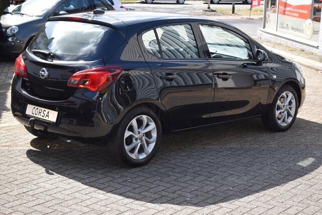 Opel CORSA 1.4 16V Online Edition