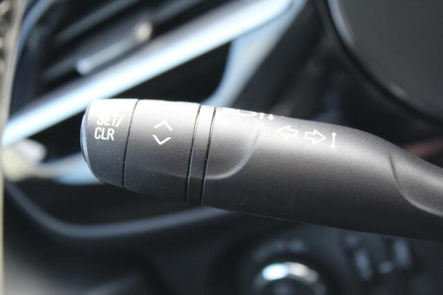 Opel CORSA 1.2 100 pk Turbo GS Panoramadak, Winterpakket, Cruise Control, Climate Control