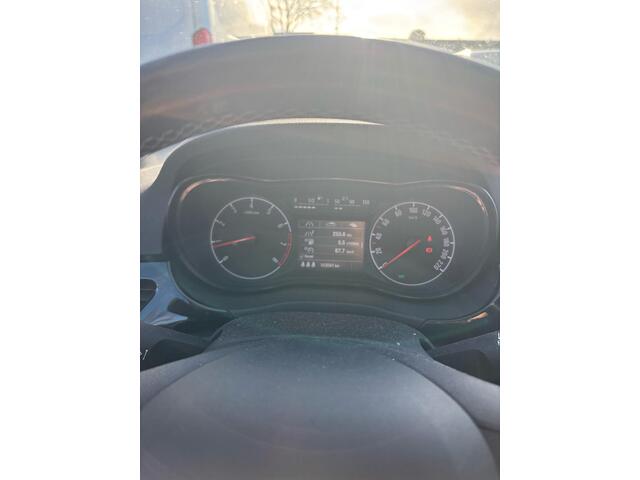 Opel CORSA 1.0 Turbo 120 Jaar Edition | 90pk | Achteruitrijcamera | Stoelverwarming | Cruise control | Grote velgen