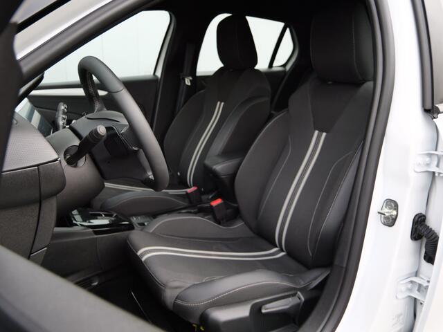 Opel CORSA 1.2 Turbo Hybrid GS 100 Pk Automaat DAB / Apple Carplay / Camera / PDC