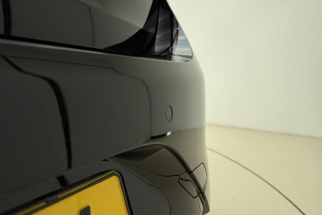 Opel CORSA 1.2 Turbo GS 100 PK | Navigatie | Climate control | Keyless | Camera | Stoel & Stuurverwarming | Lichtmetalen velgen | Extra getint glas | Parkeersensoren voor en achter