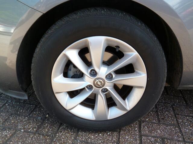 Opel CORSA 1.4 Innovation Vol Automaat
