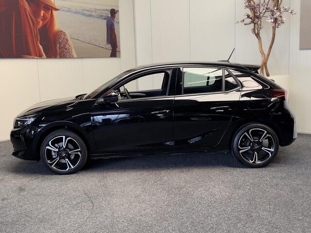 Opel CORSA 1.2 TURBO GS NAVIGATIE VIA APPLE CARPLAY/ANDROID CRUISE CONTROL RIJSTROOKSENSOREN DODEHOEKSENSOREN ACHTERUITRIJCAMERA 17" LICHTMETALEN VELGEN ZEER MOOI !!