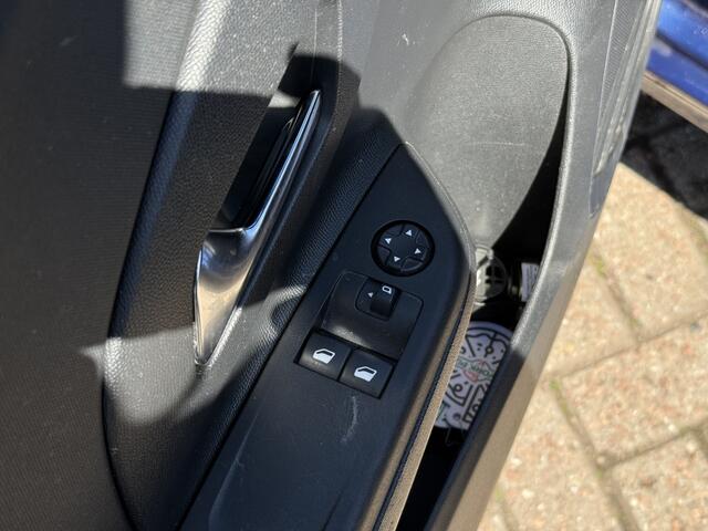 Opel CORSA 1.2 Edition | PDC Achter | Navi | Cruise | LM Velgen | Apple Carplay/Android Auto | RIJKLAARPRIJS INCL 12 MAANDEN GARANTIE EN BEURT