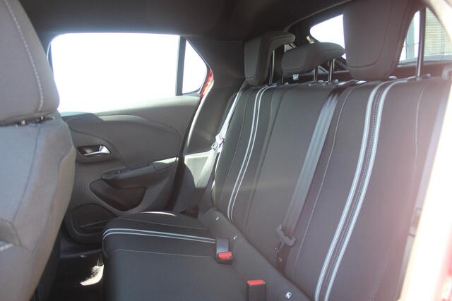 Opel CORSA 1.2 Turbo Hybrid Business Edition