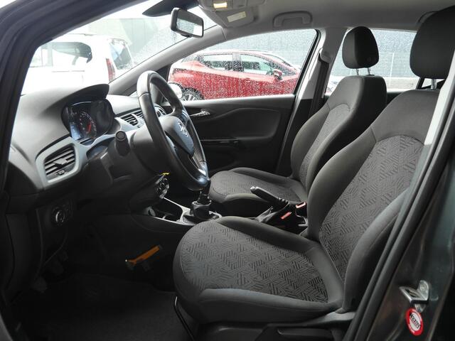 Opel CORSA 1.4 Favourite | Navigatie | Airco | Lichtmetalen velgen | Trekhaak | Parkeersensoren achter | 5 deurs | Cruise control