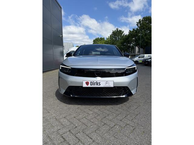 Opel CORSA 100pk GS (Camera - Keyless Entry - LED - Automatische Airco - Navigatie - Apple Carplay - Draadloos laden - Digitaal dashboard)