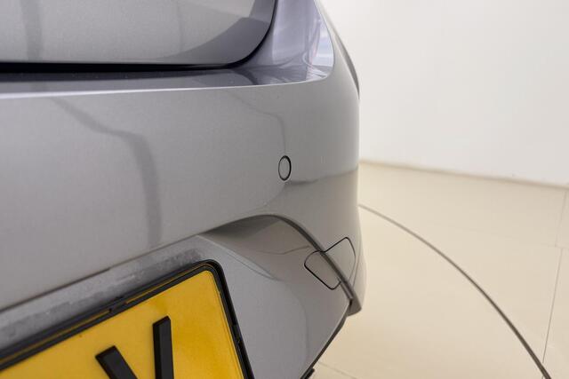 Opel CORSA 1.2 GS Line 100 PK | Unieke kilometerstand | Camera | Navigatie | Stoel & Stuurverwarming | 17" Lichtmetalen velgen | Zwart dak