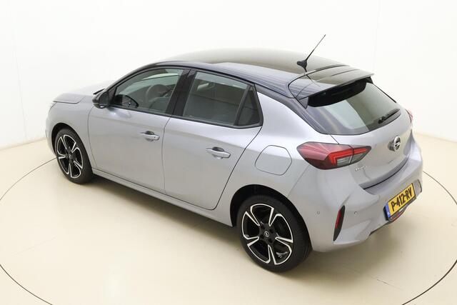Opel CORSA 1.2 GS Line 100 PK | Unieke kilometerstand | Camera | Navigatie | Stoel & Stuurverwarming | 17" Lichtmetalen velgen | Zwart dak