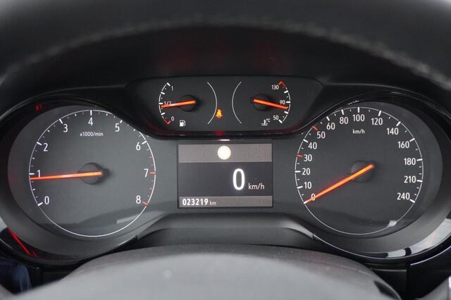 Opel CORSA 1.2 Edition / Parkeersensoren / Navigatie / Airco / Cruise Control