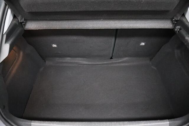 Opel CORSA 1.2 | Airco | Cruise-control | Two-tone Lak | Zomer-Winterset