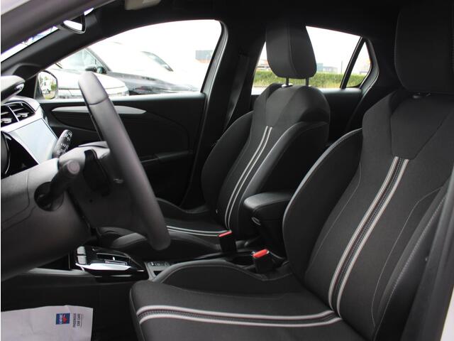 Opel CORSA 1.2 Turbo Hybrid GS | Parkeersensoren voor & achter / Camera / Carplay