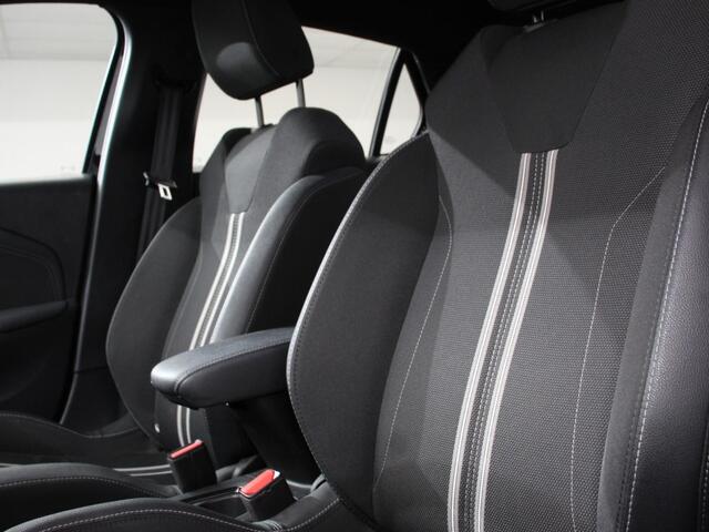 Opel CORSA 1.2 Turbo Hybrid 100pk GS Automaat Navigatie Apple Carplay Android Auto Camera Parkeersensoren Cruise Control Dodehoek assistent Airco Lichtmetalen velgen Virtual Cockpit