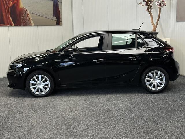 Opel CORSA 1.2 TURBO EDITION 15 STUKS OP VOORRAAD !! NAVIGATIE APPLE CARPLAY/ANDROID CRUISE CONTROL RIJSTROOKSENSOREN DODEHOEKSENSOREN ACHTERUITRIJCAMERA ZEER MOOI !!
