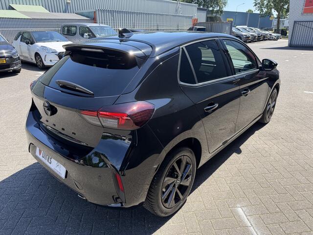Opel CORSA 100pk GS (Camera - Keyless Entry - LED - Automatische Airco - Navigatie - Apple Carplay - Draadloos laden - Digitaal dashboard)