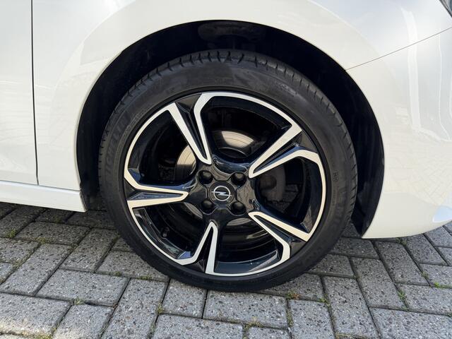 Opel CORSA 1.2 GS Line Pano | Cruise | Winterpakket