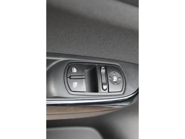 Opel CORSA 1.4 Edition , 5 deurs , 90pk , Automaat Airco, Cruise control , Navigatie , Bluetooth Parkeersensoren achter , LED dagrijverlichting
