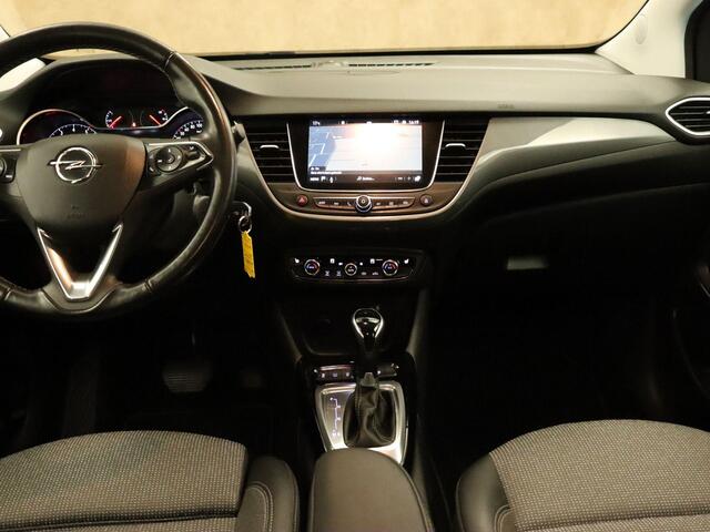 Opel Crossland 1.2 Turbo Elegance - ORIGINEEL NEDERLANDSE AUTO - VASTE TREKHAAK 840KG GEREMD TREKGEWICHT - PARKEERSENSOREN VOOR EN ACHTER - 360 GRADEN CAMERA - DODEHOEK DETECTIE - STUUR EN STOELVERWARMING - NAVIGATIE - APPLE CARPLAY/ ANDROID AUTO