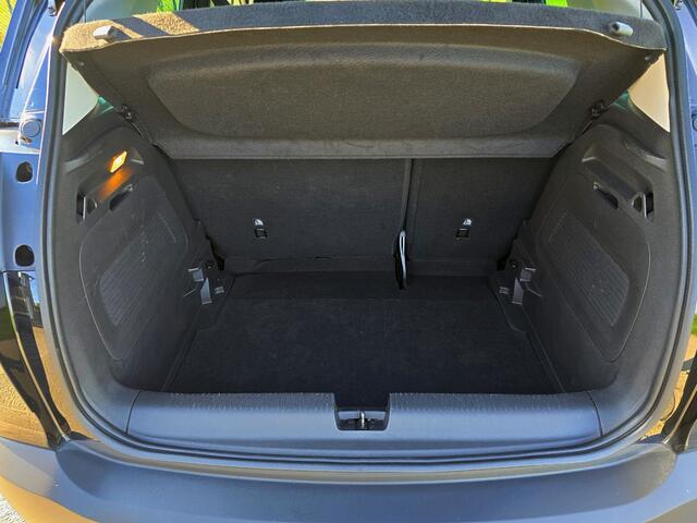 Opel Crossland 1.2 Turbo Elegance - 110 Pk - Euro 6 - Navi - ParkeerCamera - Cruise Control - AC