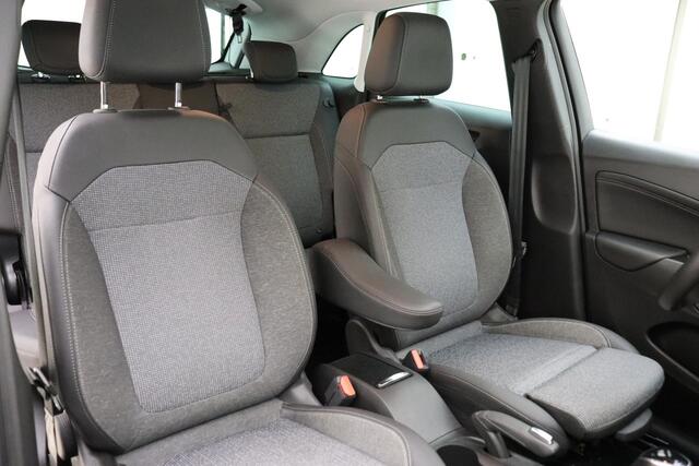 Opel Crossland 1.2T 130pk Automaat Elegance | Parkeersensoren voor + achter | Achteruitrijcamera | Navigatie | Climate Control | AGR Comfortstoel