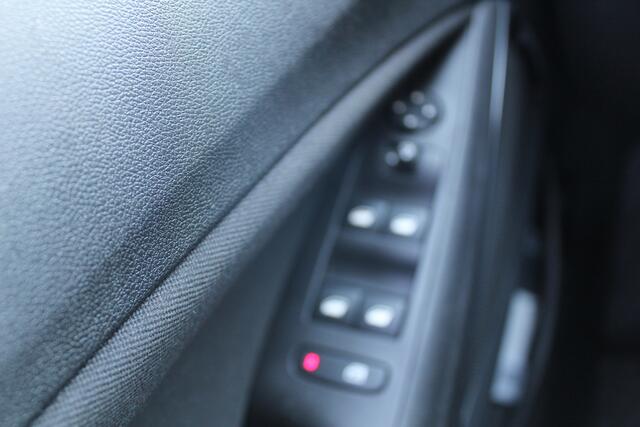 Opel Crossland 1.2 Turbo Elegance 360 Camera l Parkeer sensoren l AppleCarplay/AndroidAuto l Cruise control l Dodehoek sensor