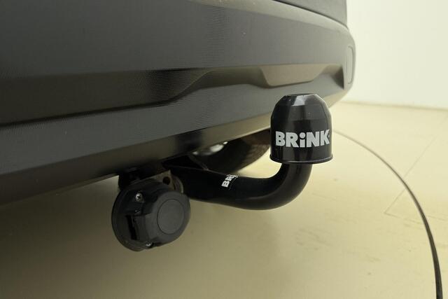 Opel Crossland 1.2 Turbo Ultimate 130 PK Automaat | Trekhaak | Panoramadak | Alcantara bekleding | Stoel & Stuurverwarming | Keyless | Head up display