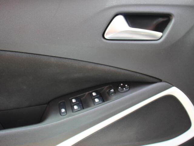 Opel Crossland X 1.2 Turbo Innovation | Climate Control | Apple Carplay / Android auto | Lichtmetalen Velgen | Camera | Two Tone | Marge auto