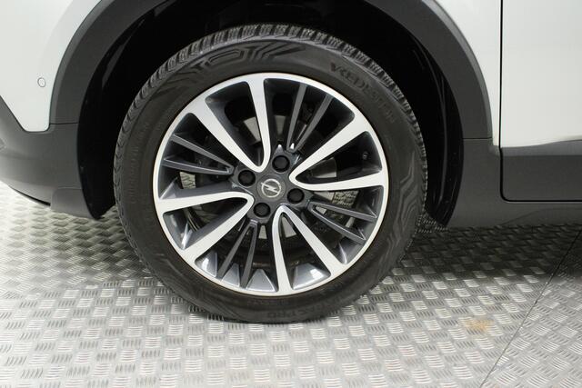 Opel Crossland X 1.2 Turbo Online Edition | automaat | climate | pdc v/a+camera | carplay | dodehoek | stuur/stoelverwarming | navigatie | cruise | bluetooth