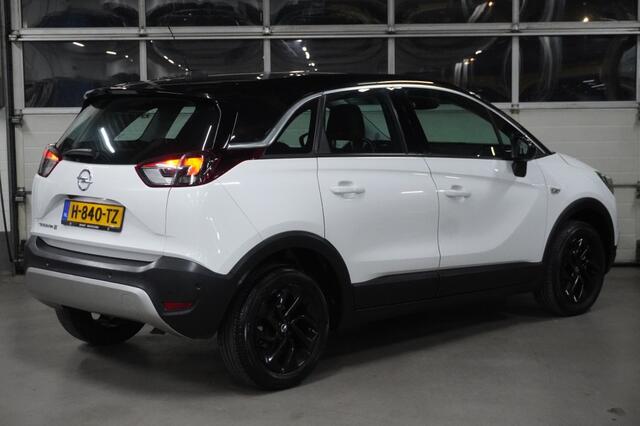 Opel Crossland X 1.2 Turbo 130pk Innovation / Zwart dak / Camera + parkeersensoren / Navi