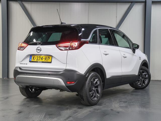 Opel Crossland X 110PK Edition 2020 | 1ste eigenaar | Parkeersensoren | Navigatie | Airco | LMV | AppleCarPlay/AndroidAuto | Cruise Control | LED lampen | Trekhaak | Isofix | Privacy Glass | Parkeersensoren | Two-Tone |
