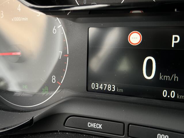 Opel Crossland X Turbo 120 Jaar Edition | Automaat | Camera achter | Carplay/Android Auto | Sensoren voor + achter | Climate Control |
