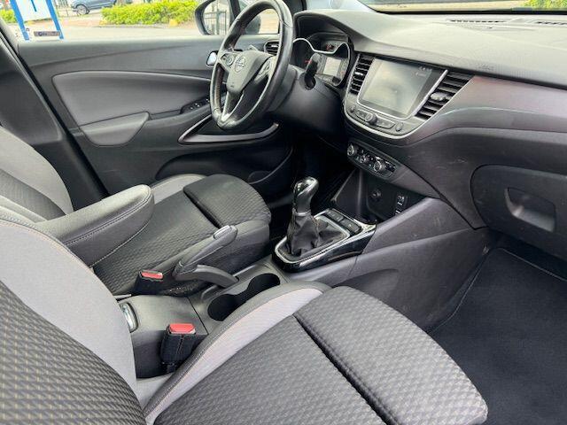 Opel Crossland X 1.2 Innovation+ Airco/ECC,Cruisecontrol,Navigatie,Camera,Stoelverwarming