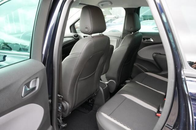 Opel Crossland X 1.2 T. INNOVATION/ Camera/ Android auto/ Automaat