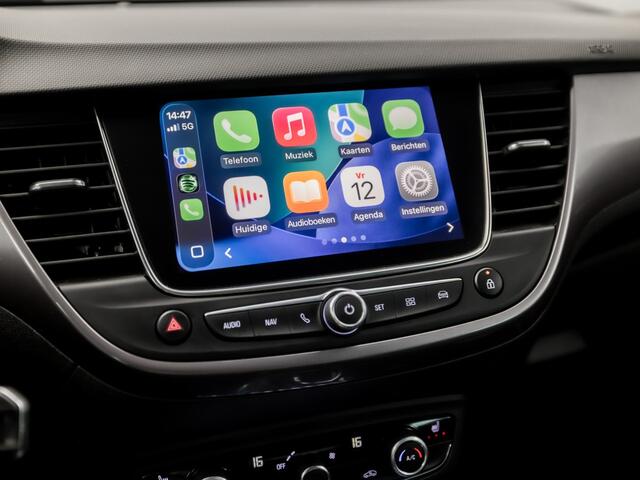 Opel Crossland X 1.2 Turbo Innovation Automaat (APPLE CARPLAY, GROOT NAVI, STUUR/STOELVERWARMING, 360 CAMERA, CLIMATE, LEDER, SPORTSTOELEN, GETINT GLAS, CRUISE, NIEUWE APK, NIEUWSTAAT)