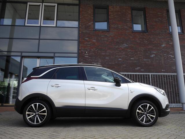 Opel Crossland X 1.2 Turbo 120 Jaar Edition | Automaat | 110PK | Lichtmetalen velgen | Keyless entry en start | Achteruitrijcamera | Trekhaak | Navigatie | Parkeersensoren voor en achter