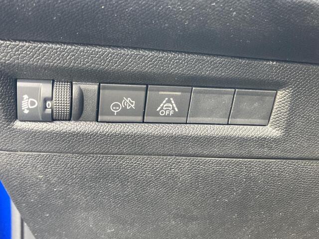 Opel FRONTERA Electric Edition 44 kWh | Navigatie | Achteruitrijcamera | Stoel + stuurwielverwarming | Cruise Control | Voorruitverwarming |