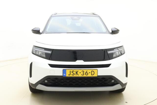 Opel FRONTERA Electric GS 44 kWh | Navigatie | Stoel & Stuurverwarming | Climate control | Camera | Dakrails | Zwart dak | Extra getint glas
