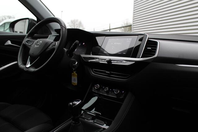 Opel Grandland 1.2 Turbo 130PK Elegance | Winterpack | Cruise control | Bluetooth | Parkeersensoren