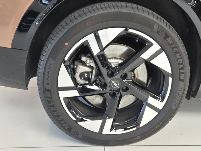 Opel Grandland Electric GS 82 kWh Head-Up Display | Panoramisch-Schuif/Kanteldak| 360° Camera | Navigatie | Stoel/Stuurverwarming | Apple Carplay/Android Auto |