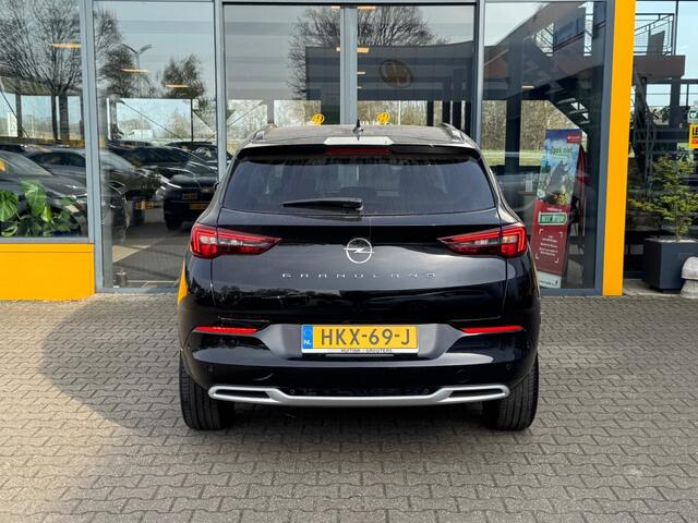 Opel Grandland 1.2 T 130 pk Ultimate - Navi - camera - stoel/stuurver.