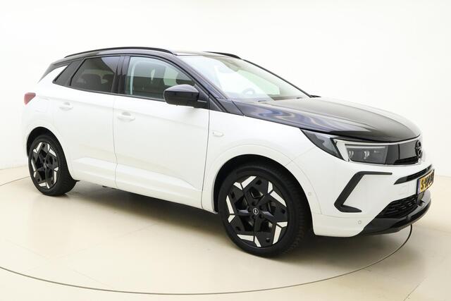 Opel Grandland 1.6 Turbo Plug-In Hybrid 300 pk 4x4 GSe | ECC | Winterpakket | Electrische Achterklep | Night vision | Camera | zeer compleet |