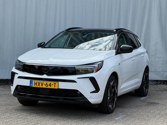 Opel Grandland 1.6 Turbo Plug-In Hybrid 4x4 GSe Veel opties!
