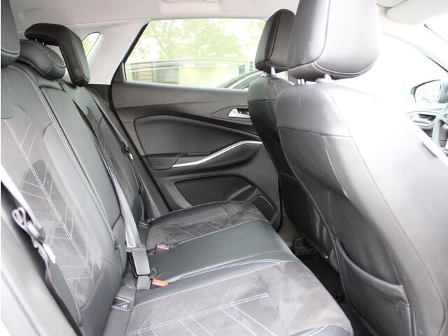 Opel Grandland 1.2 Turbo Ultimate Automaat | Navi / Camera / Alcantara