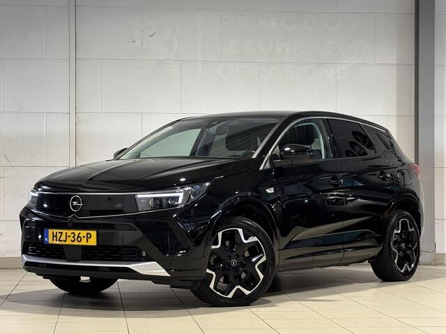 Opel Grandland Ultimate 1.6 HYbrid PHEV 225pk | ALCANTARA | LED PIXEL VERLICHTING | KEYLESS | WINTER PACK | ISOFIX | NAVI PRO |