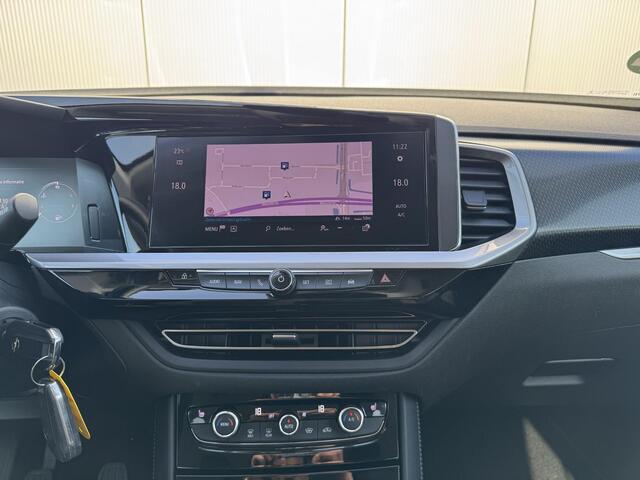 Opel Grandland 1.2 Turbo GS Line Voorruitverwarming / Stoelverwarming / Stuurverwarming / Achteruitrijcamera / Cruise control / All season banden/ apple carplay en android auto