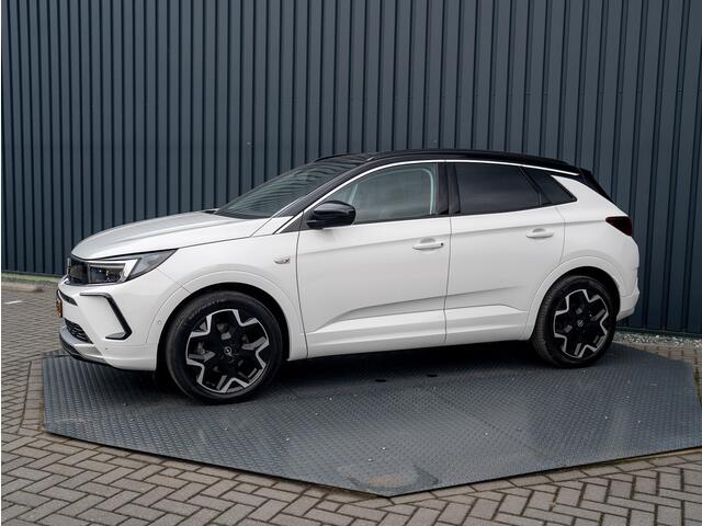 Opel Grandland 1.2 Turbo Ultimate | Led Matrix | Elk A-klep | Keyless | Prijs Rijklaar!!