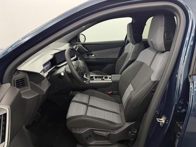 Opel Grandland 1.2 Turbo Hybrid GS 360 Camera, Half leder, Heud-up display, Elektrische achterklep, Navi, Keyless start, 2 jaar garantie verlenging tot 8 jaar